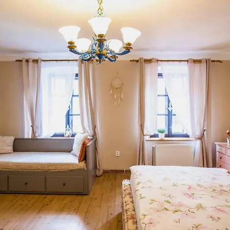 Rustic House V Luzickych Horach Apartment